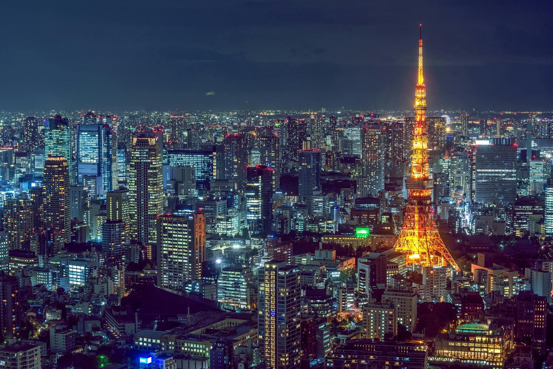 City lights across buildings — pace, liquidity, and programme windows